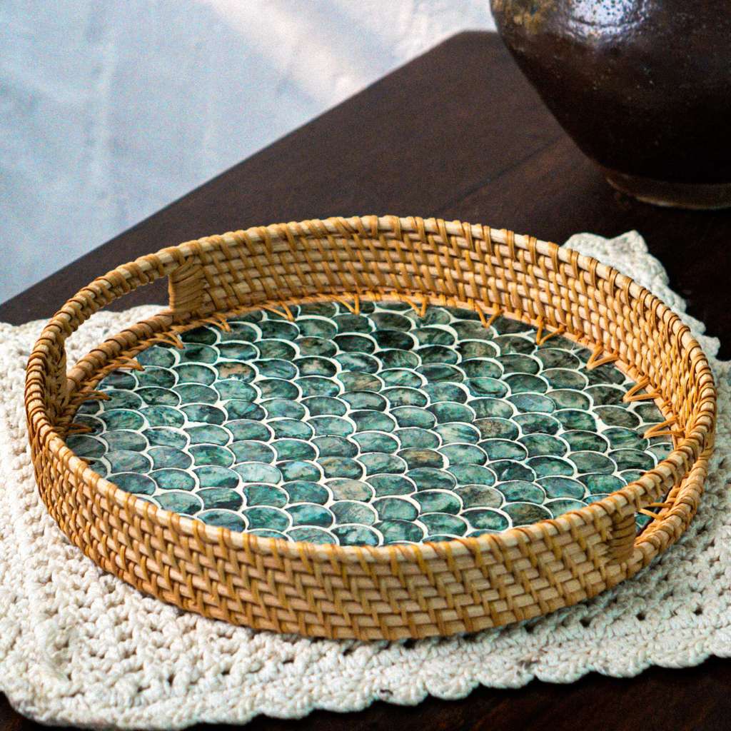 Rattan Serving Tray - Wicker Coffee Table Centerpiece Tray: 30cm / 12" / Cascade