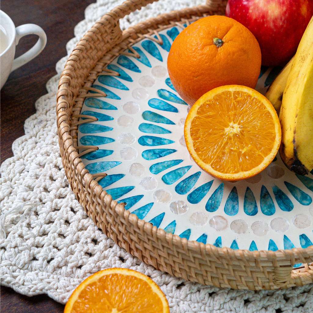 Rattan Serving Tray - Wicker Coffee Table Centerpiece Tray: 30cm / 12" / Cascade